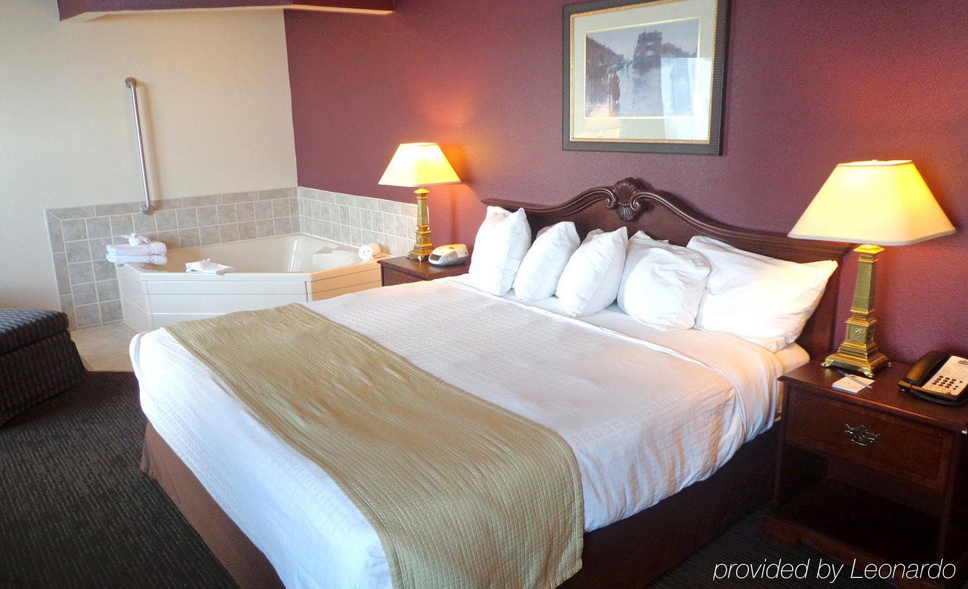 Americinn By Wyndham Marshall Ngoại thất bức ảnh