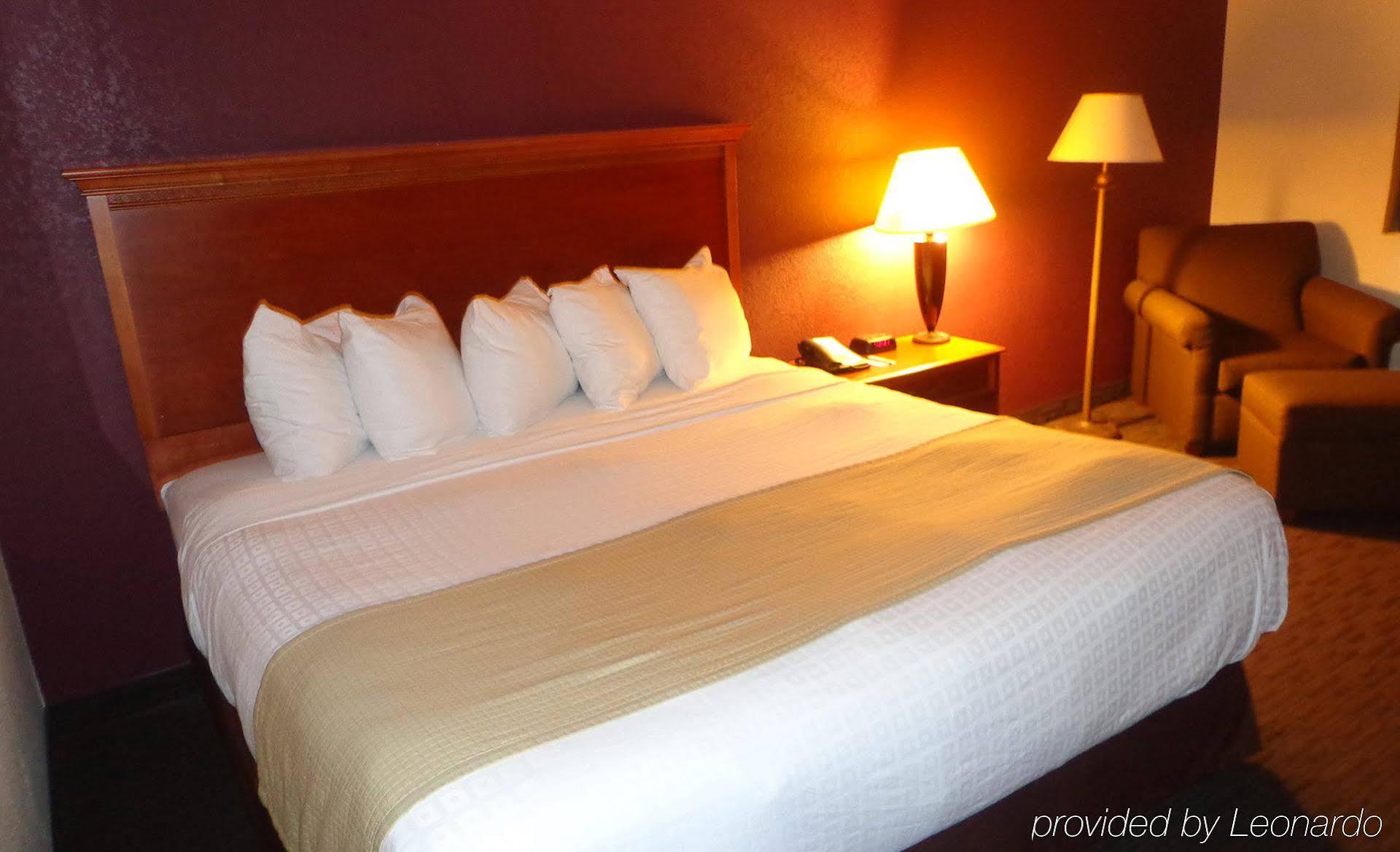 Americinn By Wyndham Marshall Ngoại thất bức ảnh